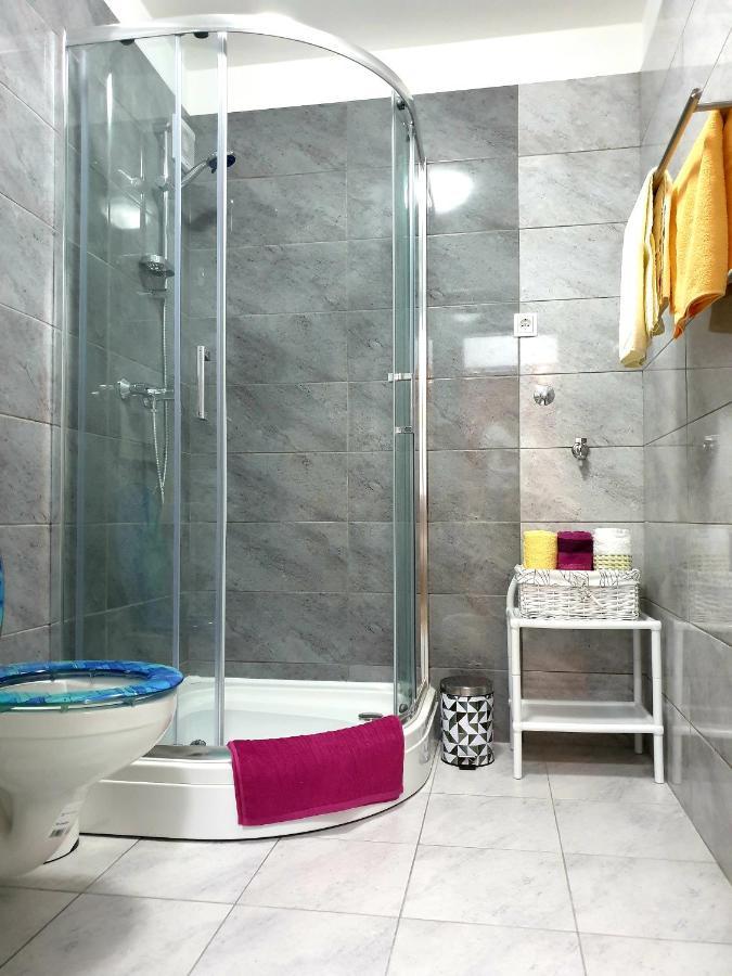 Apartment Mon Chéri-located in a quiet neighbourhood near beaches FREE PARKING Pula Extérieur photo