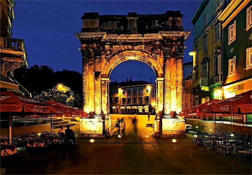 Apartment Mon Chéri-located in a quiet neighbourhood near beaches FREE PARKING Pula Extérieur photo