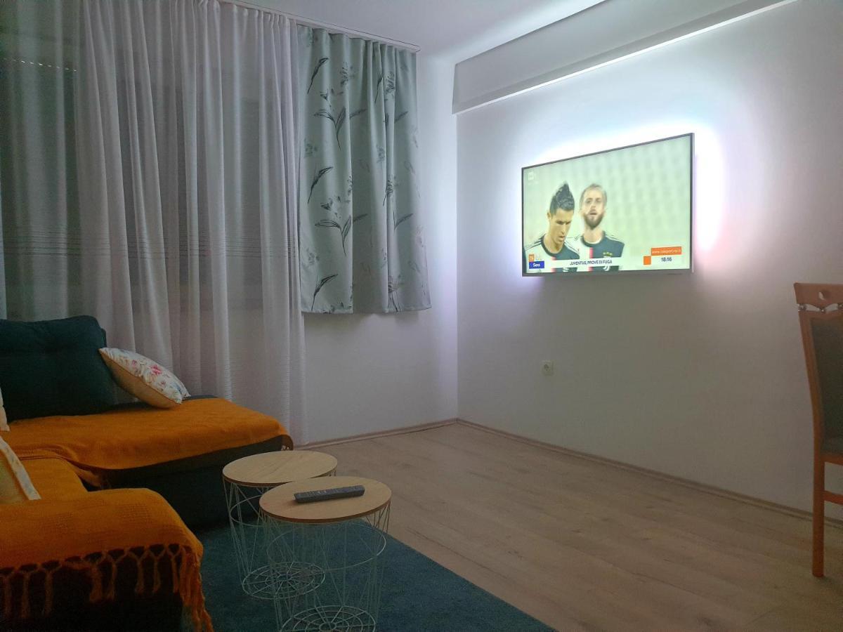 Apartment Mon Chéri-located in a quiet neighbourhood near beaches FREE PARKING Pula Extérieur photo