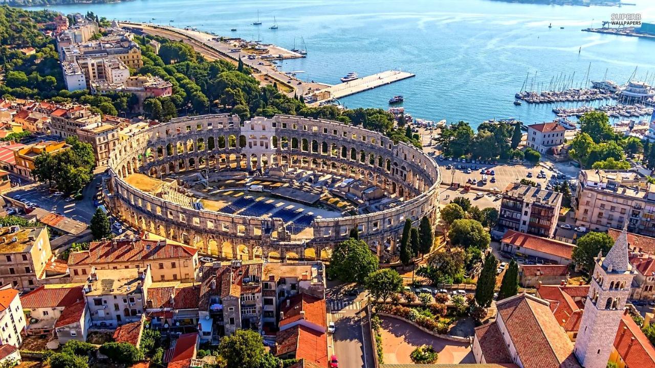 Apartment Mon Chéri-located in a quiet neighbourhood near beaches FREE PARKING Pula Extérieur photo