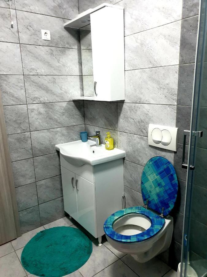 Apartment Mon Chéri-located in a quiet neighbourhood near beaches FREE PARKING Pula Extérieur photo