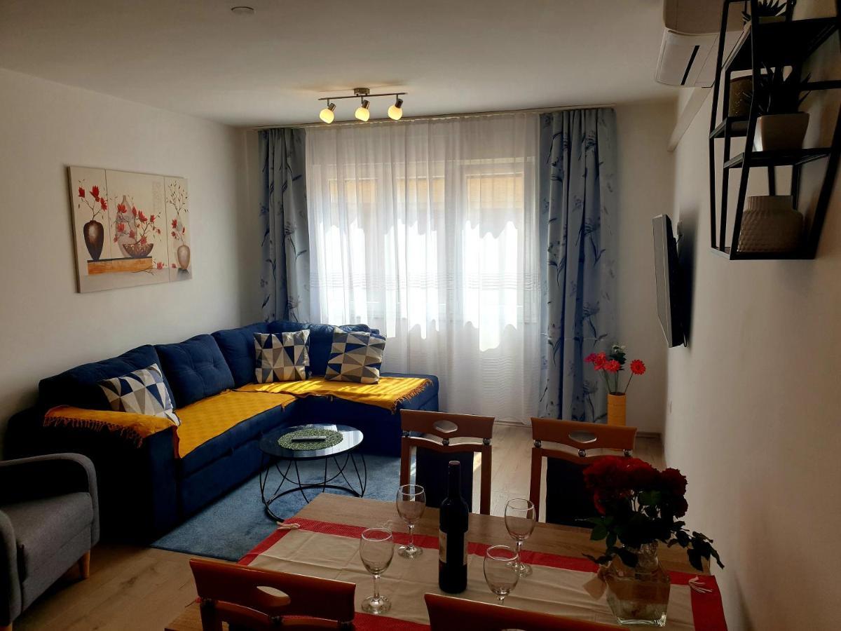 Apartment Mon Chéri-located in a quiet neighbourhood near beaches FREE PARKING Pula Extérieur photo